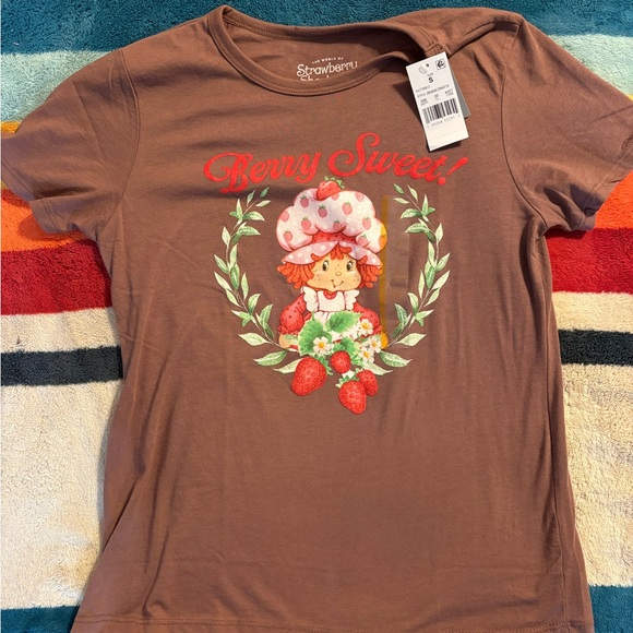 Strawberry Shortcake tee NWT - Picture 1 of 2
